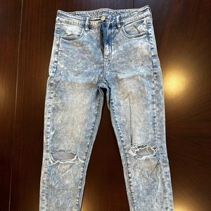American Eagle AE Acid Wash Ripped Jeans Super Stretch Size 8 Regular Zip Ankle